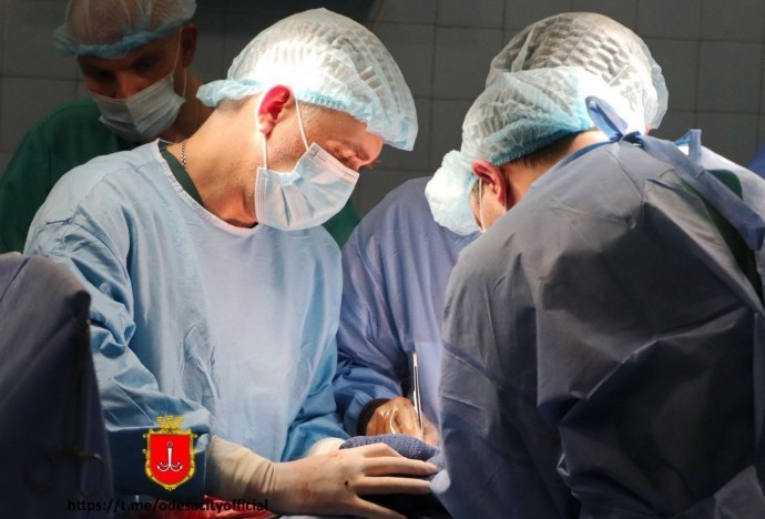 
В Одессе впервые провели трансплантацию сердца
