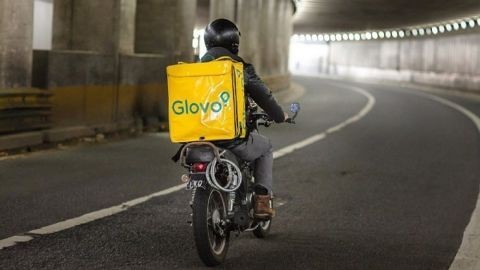 
Glovo запускает бесплатную доставку в трех городах Украины
