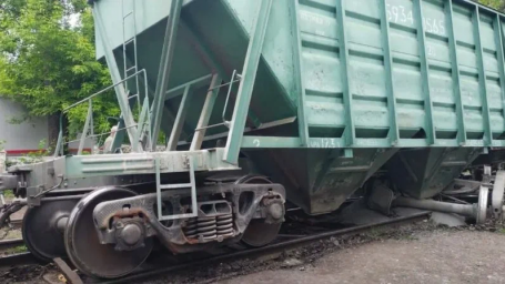 Сход вагонов в Черкасской области: не все поезда меняют маршрут, опоздание сократится