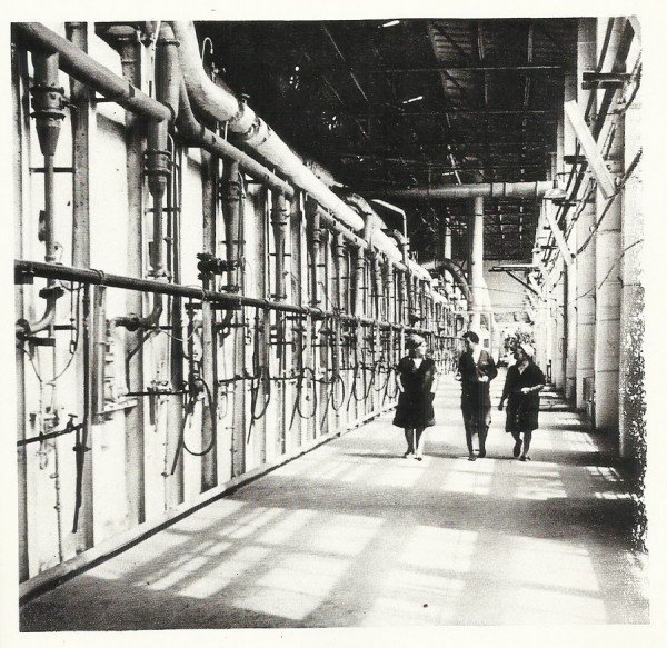 Керамико-изоляторный завод в Славянске (видео 1959 года)