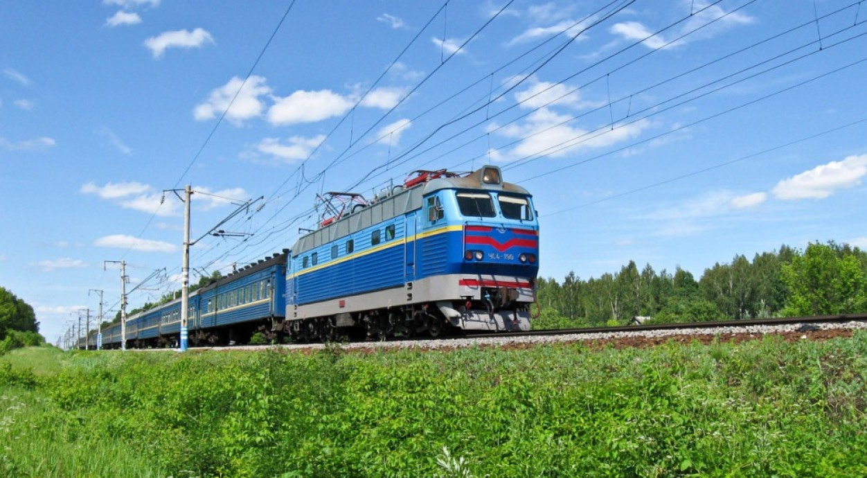 Укрзализныця изменяет маршруты ряда поездов из-за ремонтных работ