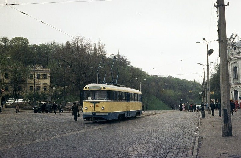 Киев. Площадь Ленинского Комсомола 1970-е годы