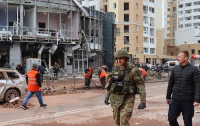 Удар по центру Харькова: полиция показала первые минуты после атаки россиян