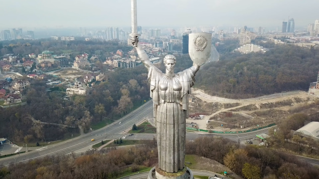 [4K] Утренний Киев с высоты птичьего полета