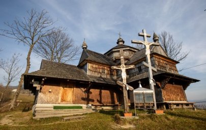 Унікальні дерев'яні храми Карпат із списку ЮНЕСКО: жива історія України