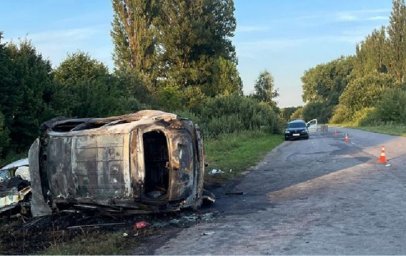 В Хмельницкой области в аварию попала семья с детьми: погибли четыре человека
