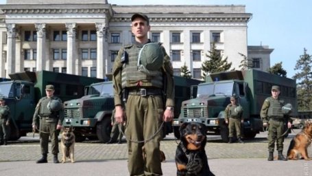 В Одессе военные силой задержали мужчину. В ТЦК объяснили ситуацию