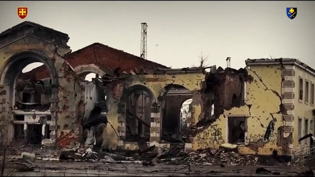 Костянтинівка: військові показали зруйновані вулиці міста